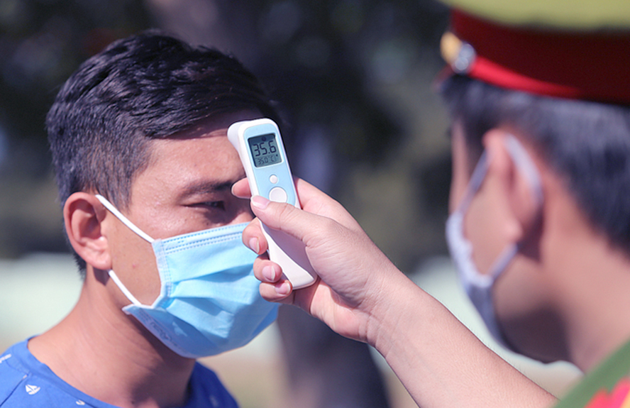 Bộ Y tế sáng nay ghi nhận 9 ca nhiễm nCoV, gồm 8 người Đà Nẵng, một Hà Nội, tổng số ca nhiễm lên 42 trong sáu ngày.