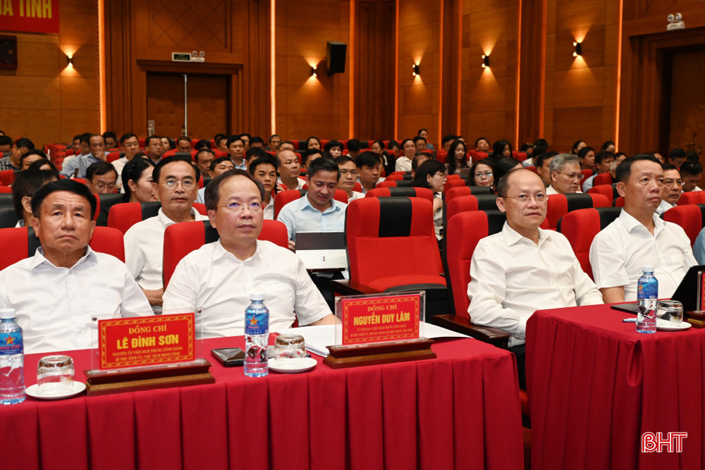 Trung ương không đặt vấn đề sắp xếp, điều chỉnh lại địa giới hành chính cấp xã, vì cơ bản cả hệ thống đang hoạt động ổn định, hiệu quả.